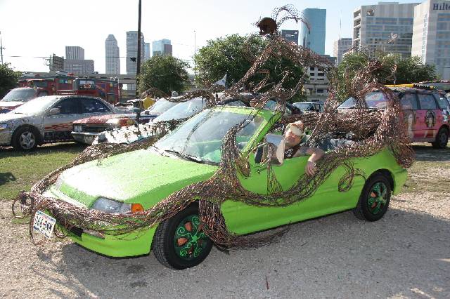 2006_ArtCar_1_Ball 085 